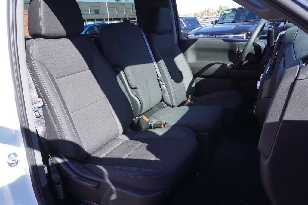 2025 GMC Sierra 1500 Pro - Photo 9