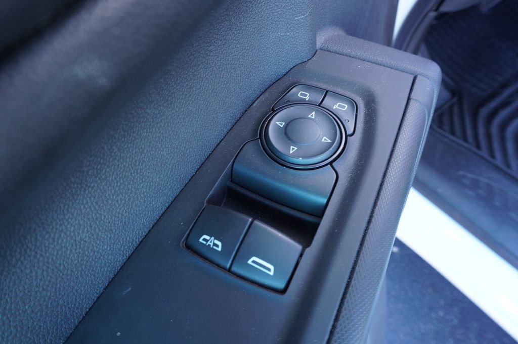 2025 GMC Sierra 1500 Pro - Photo 14