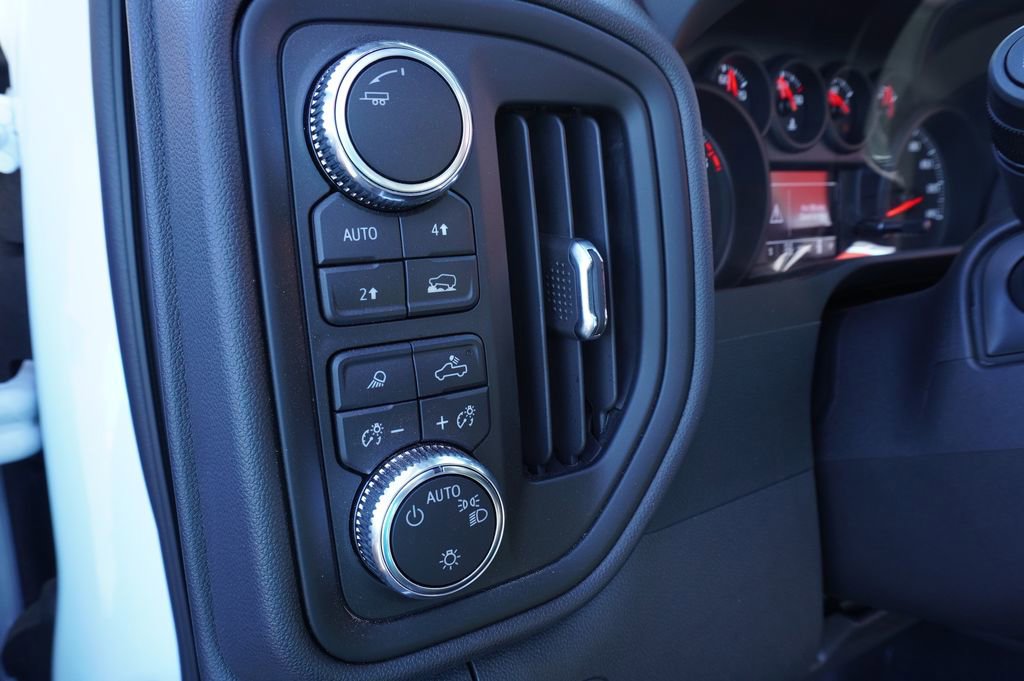 2025 GMC Sierra 1500 Pro - Photo 16