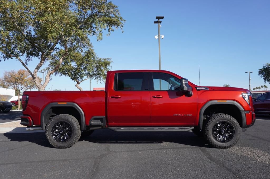 New 2025 GMC Sierra 2500 HD AT4 Truck