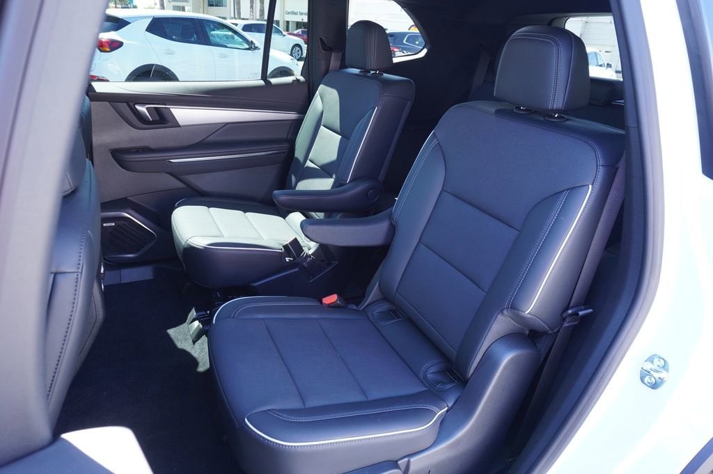 2026 Buick Enclave Preferred - Photo 9