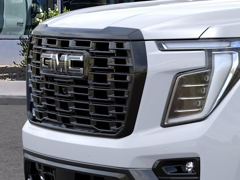 2026 GMC Yukon Denali Ultimate - Photo 13