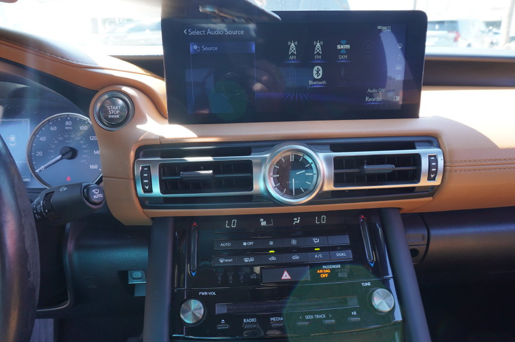 2021 Lexus IS 300 - Photo 25