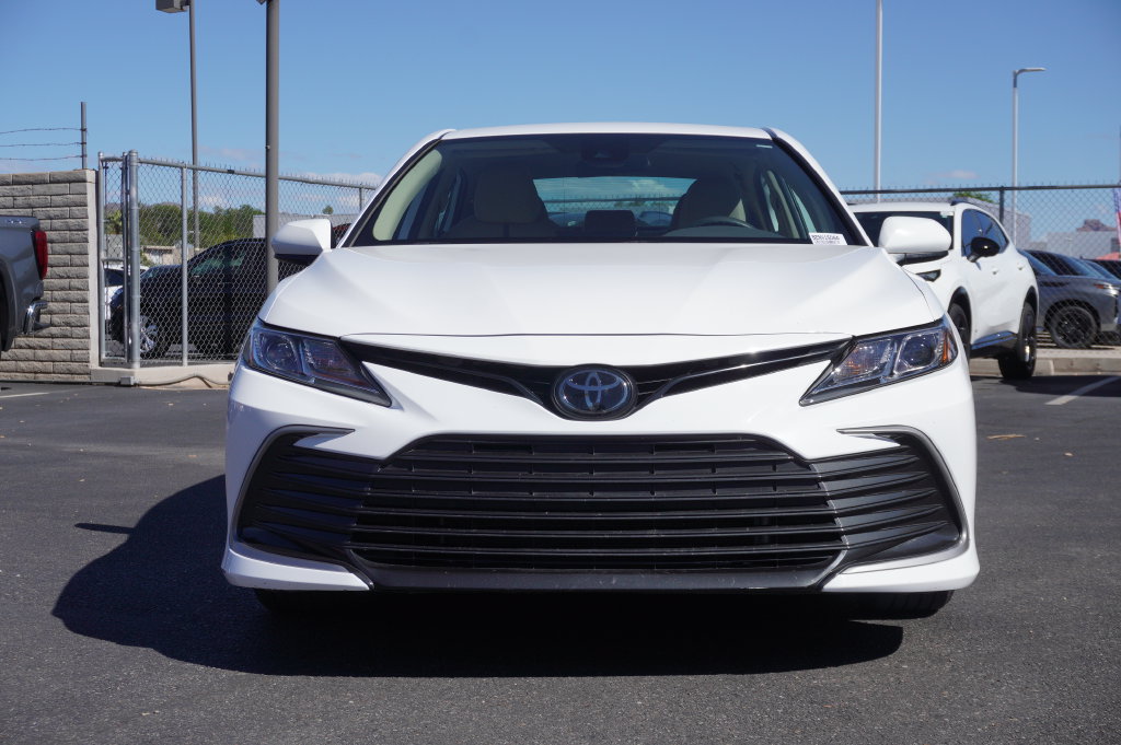 2024 Toyota Camry LE - Photo 8