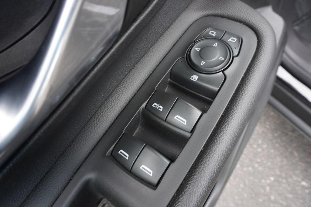 2022 GMC Terrain SLT - Photo 16