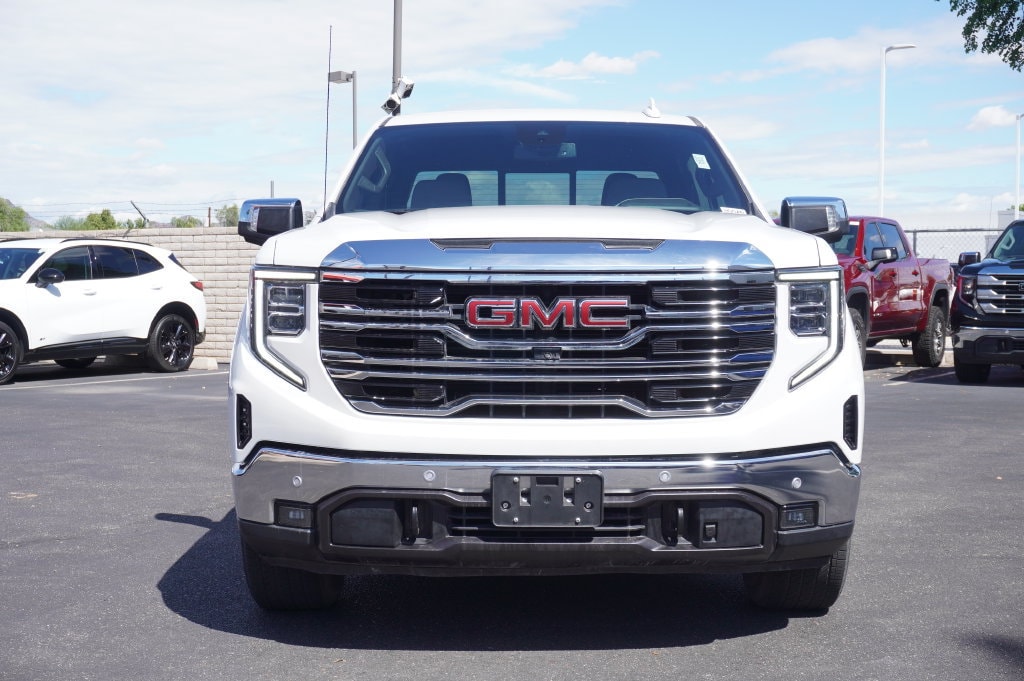 2024 GMC Sierra 1500 SLT - Photo 9