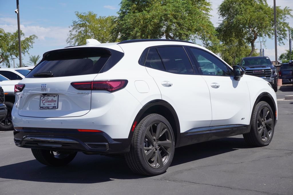 2025 Buick Envision Sport Touring photo 2