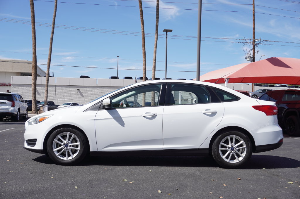 Used 2015 Ford Focus SE with VIN 1FADP3F24FL275374 for sale in Phoenix, AZ