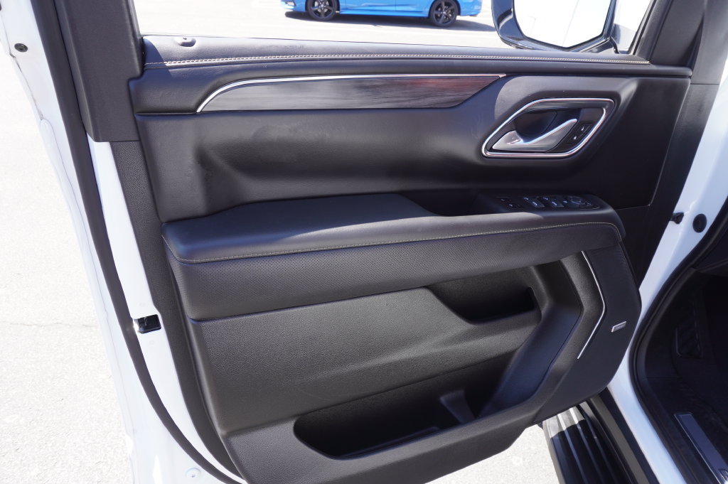 2023 GMC Yukon XL SLT - Photo 16