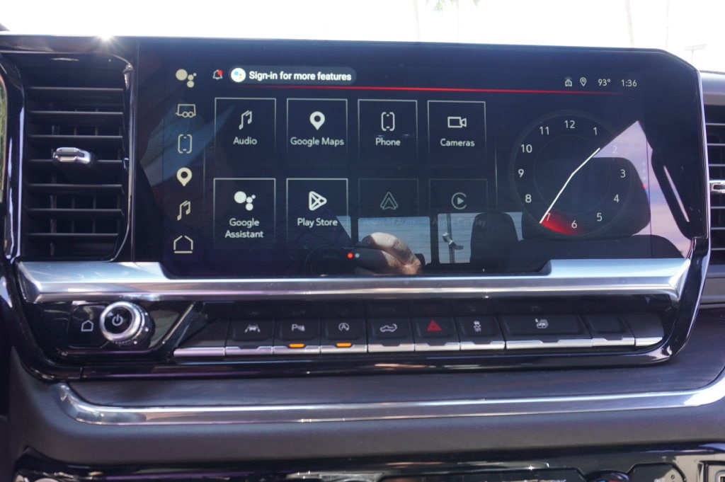 2024 GMC Sierra 1500 SLT - Photo 28