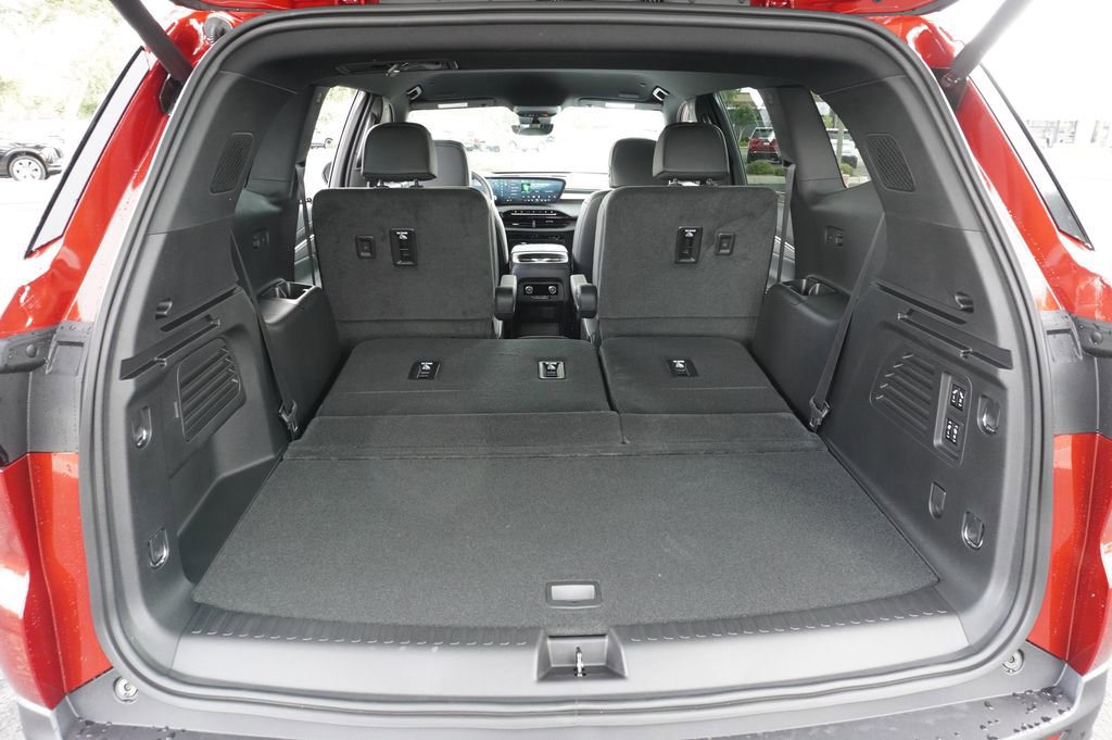 2026 Buick Enclave Preferred - Photo 8