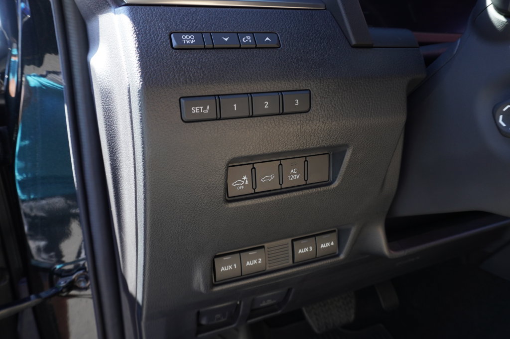 2025 Lexus GX Premium - Photo 21