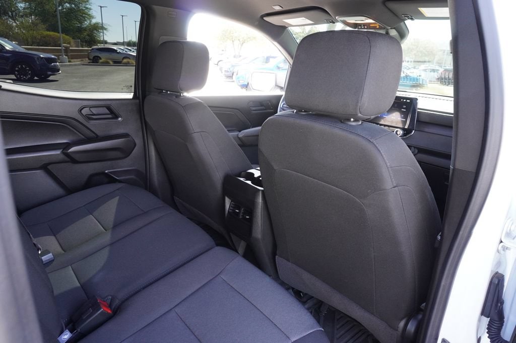 2025 Chevrolet Colorado Trail Boss - Photo 11
