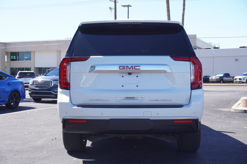 2022 GMC Yukon XL Denali - Photo 5