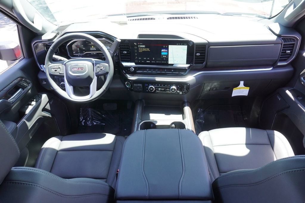 2025 GMC Sierra 2500HD SLT - Photo 12