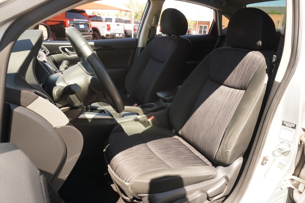 2019 Nissan Sentra SV - Photo 13
