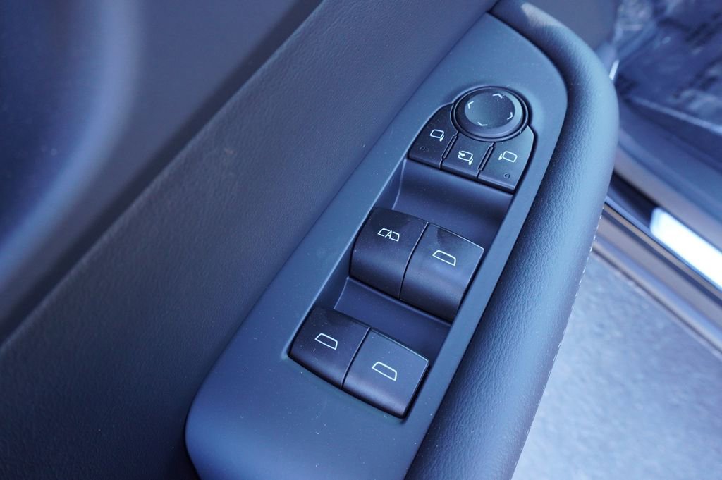 2026 Buick Enclave Preferred - Photo 16
