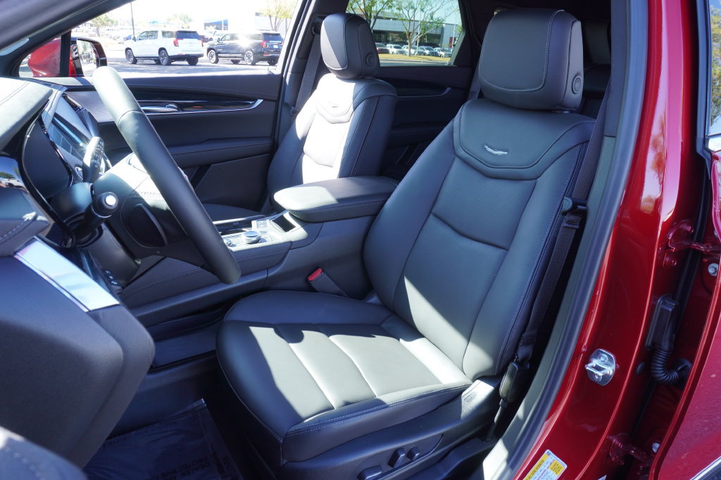2026 Cadillac XT5 Premium Luxury - Photo 14