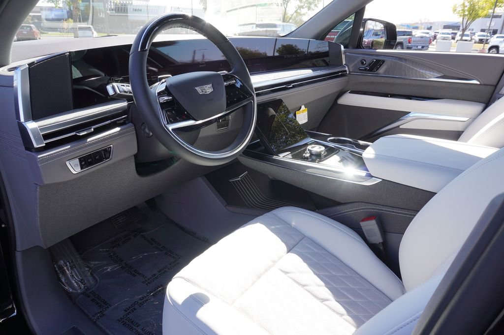 2026 Cadillac Escalade IQL Luxury - Photo 17