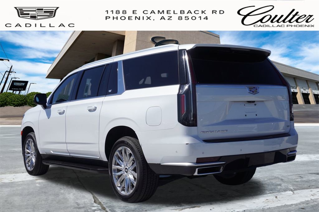 2023 Cadillac Escalade ESV Premium Luxury photo 3