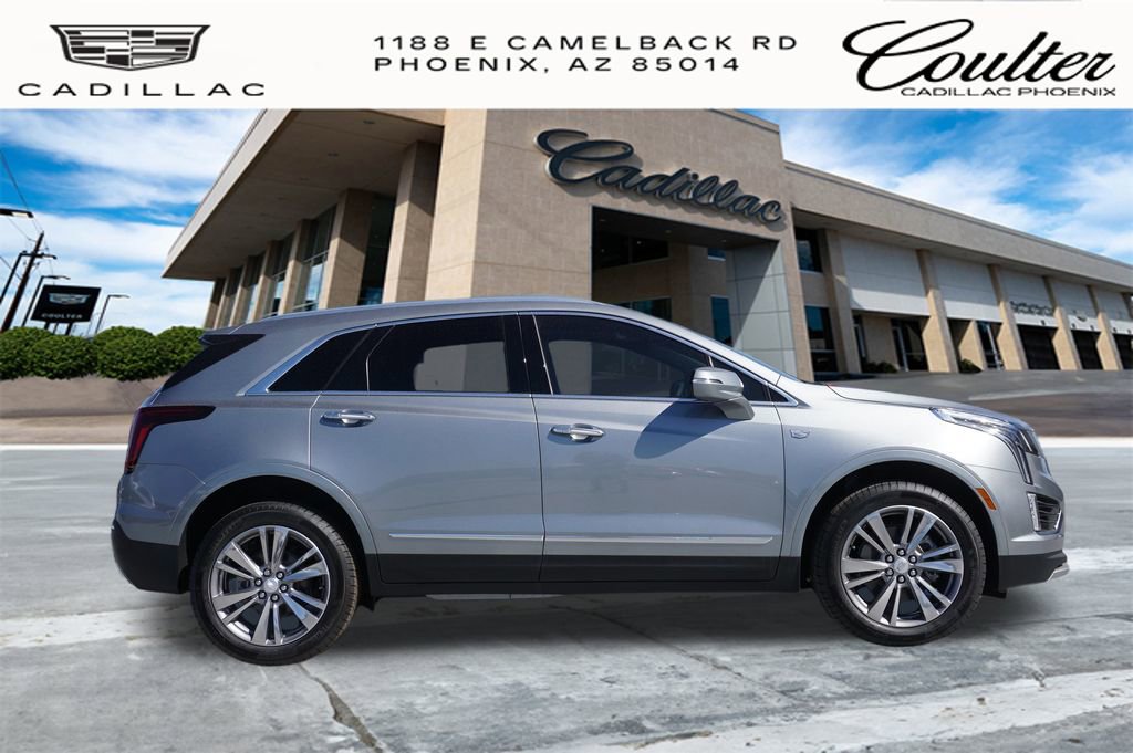 2025 Cadillac XT5 Premium Luxury photo 2