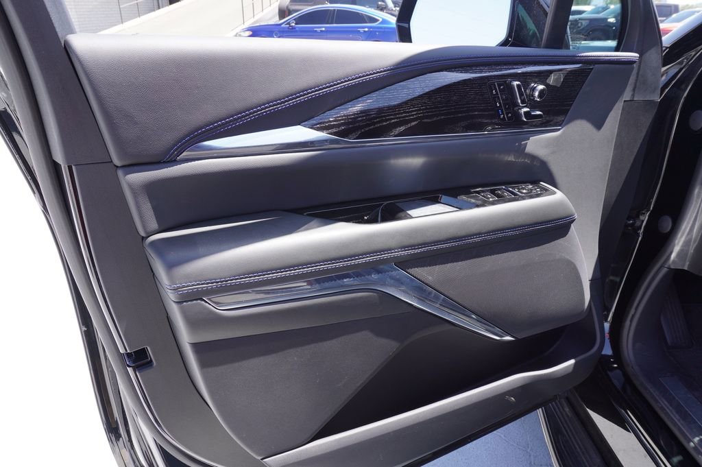 2025 Cadillac Escalade IQ Luxury 1 - Photo 15