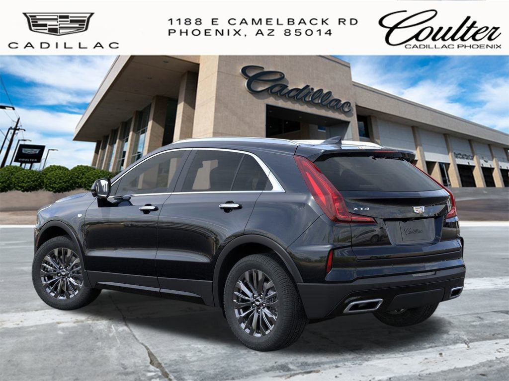 2025 Cadillac XT4 Premium Luxury photo 3