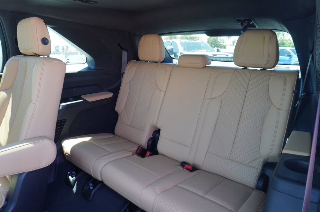 2025 Cadillac Escalade IQ Sport 2 - Photo 9
