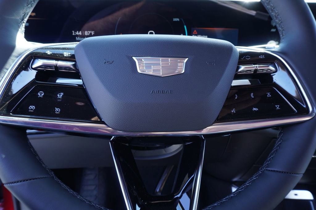 2025 Cadillac LYRIQ Luxury 2 - Photo 17