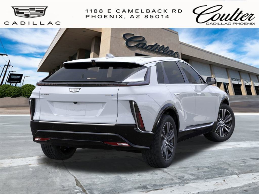 2026 Cadillac Lyriq Luxury photo 2