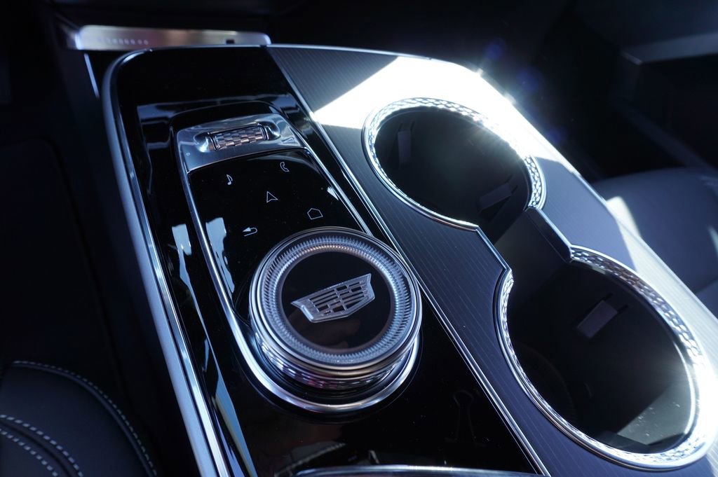 2025 Cadillac LYRIQ Luxury 2 - Photo 18