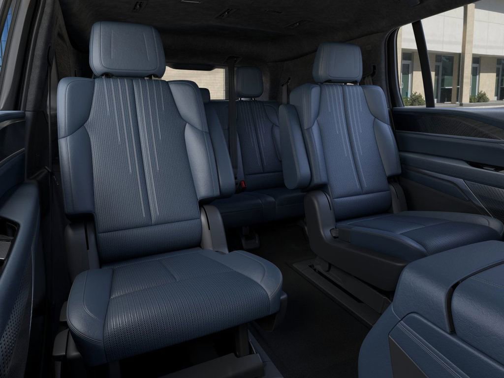 2026 Cadillac Escalade IQ Premium Luxury - Photo 17