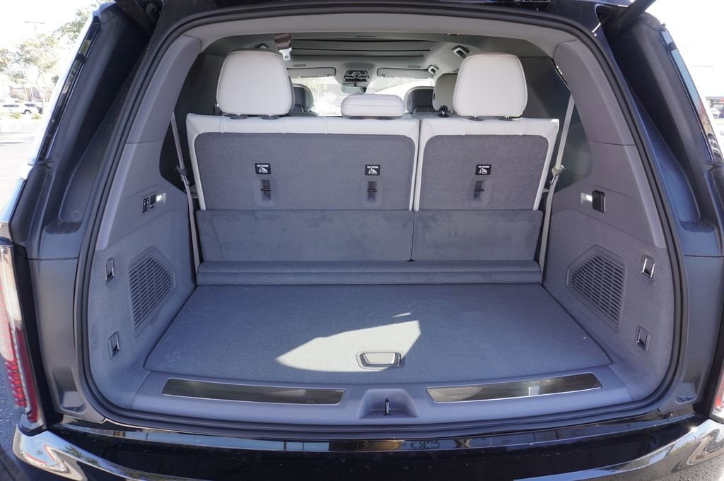 2026 Cadillac Escalade IQL Luxury - Photo 7