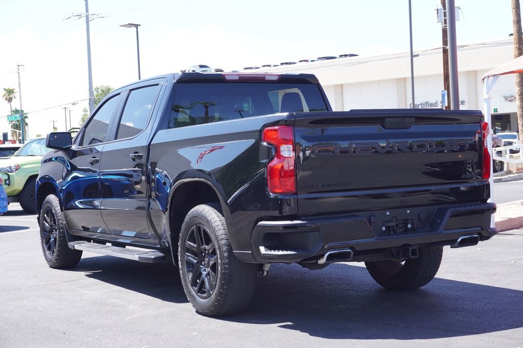 2021 Chevrolet Silverado 1500 RST photo 2