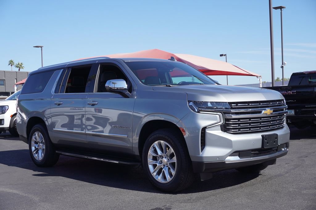 2024 Chevrolet Suburban Premier photo 4