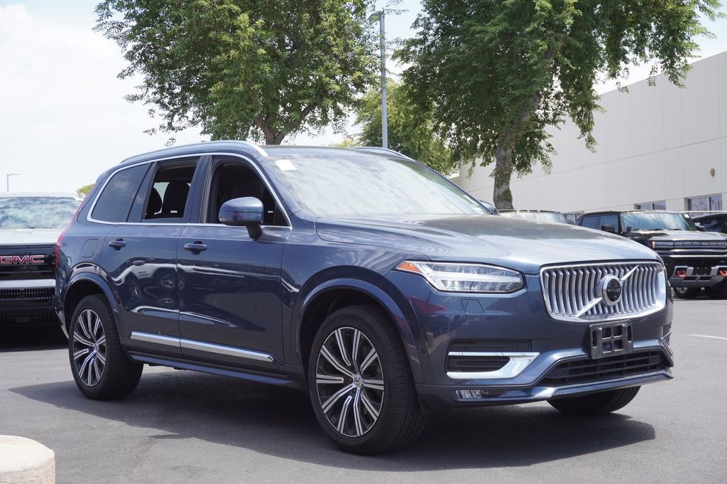 2023 Volvo XC90 B5 Plus photo 4