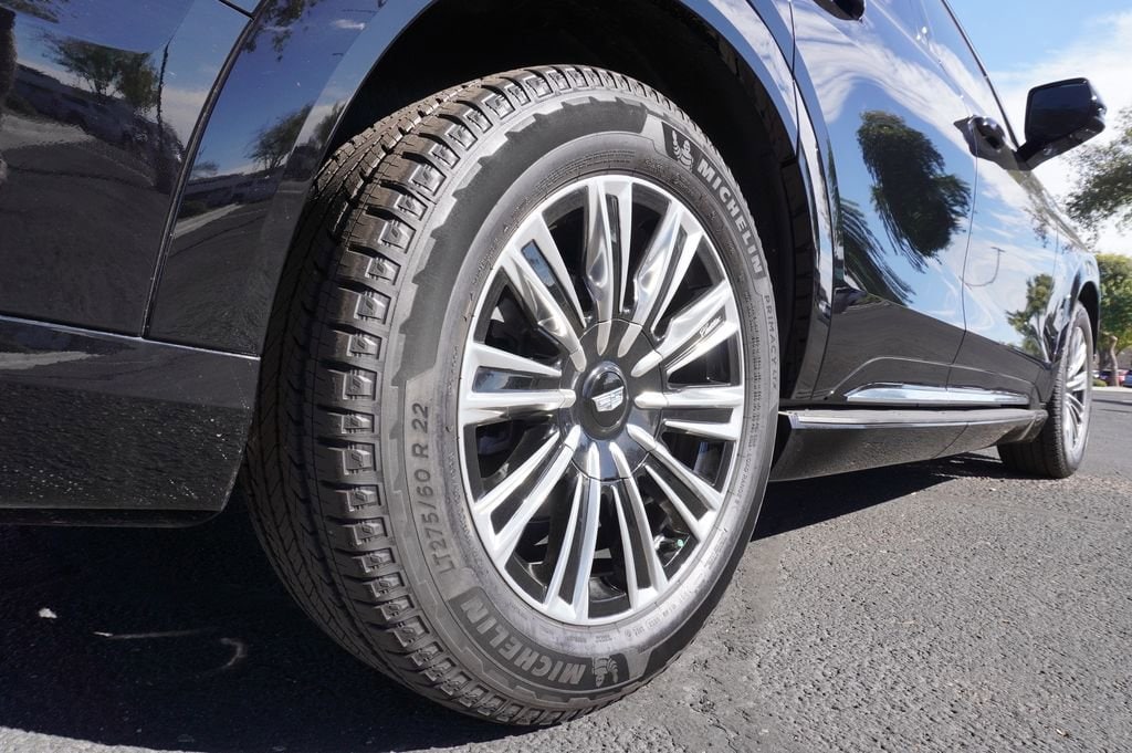 2026 Cadillac Escalade IQL Luxury - Photo 6