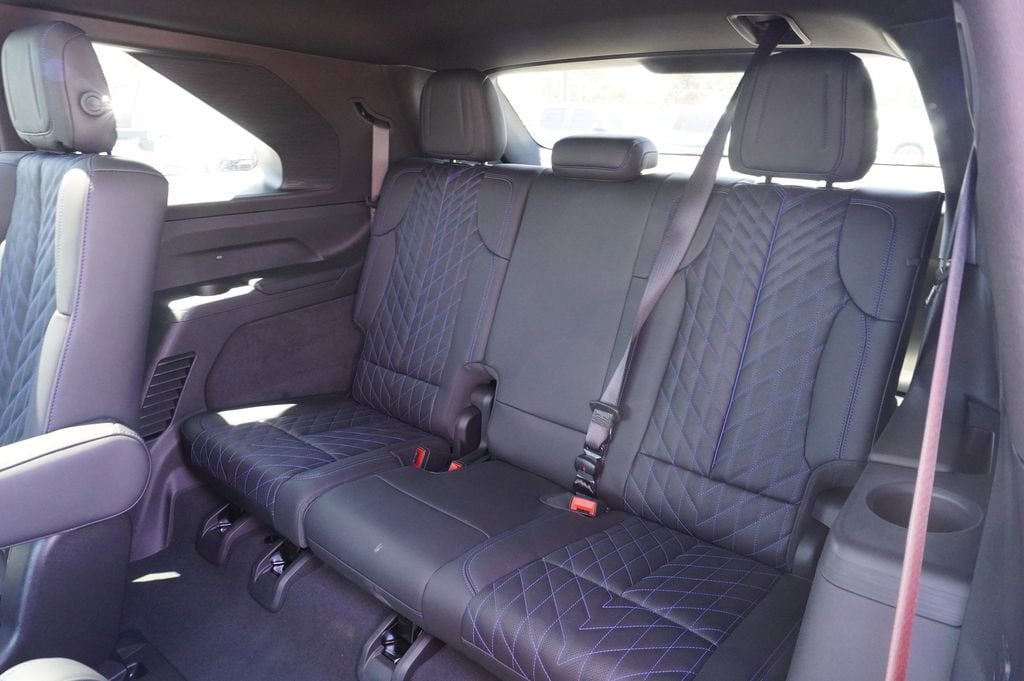 2025 Cadillac Escalade IQ Luxury 1 - Photo 9