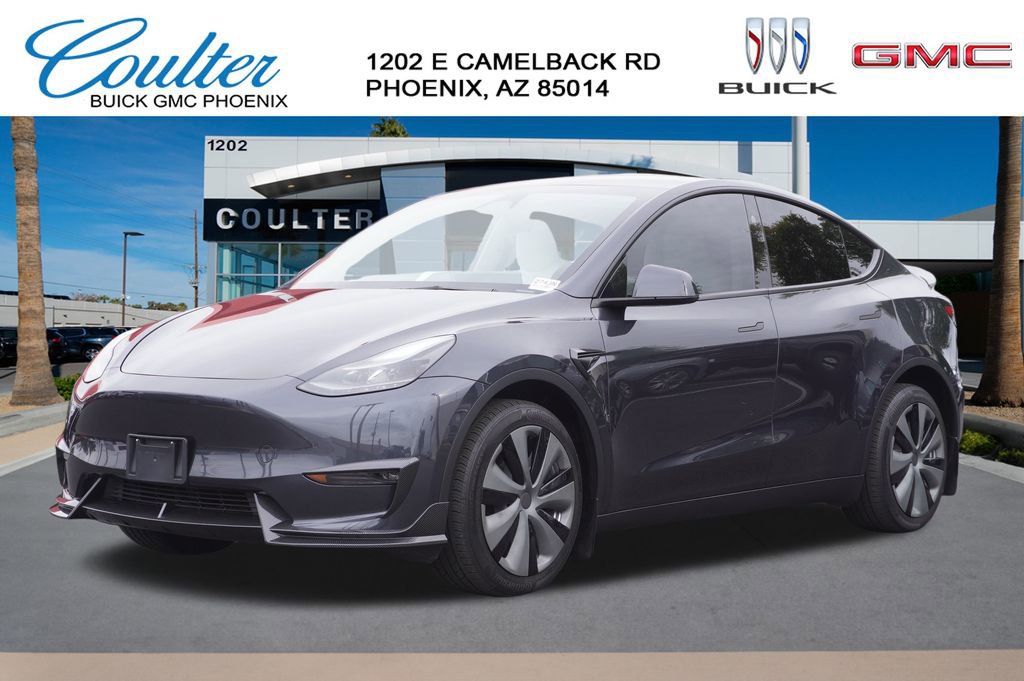 2024 Tesla Model Y Long Range's photo