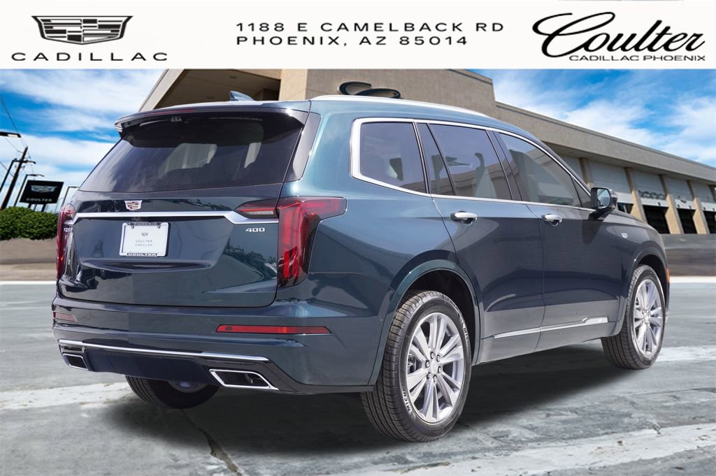 2025 Cadillac XT6 Premium Luxury photo 3