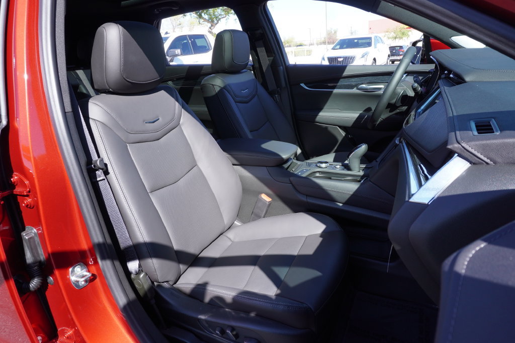 2026 Cadillac XT5 Premium Luxury - Photo 12