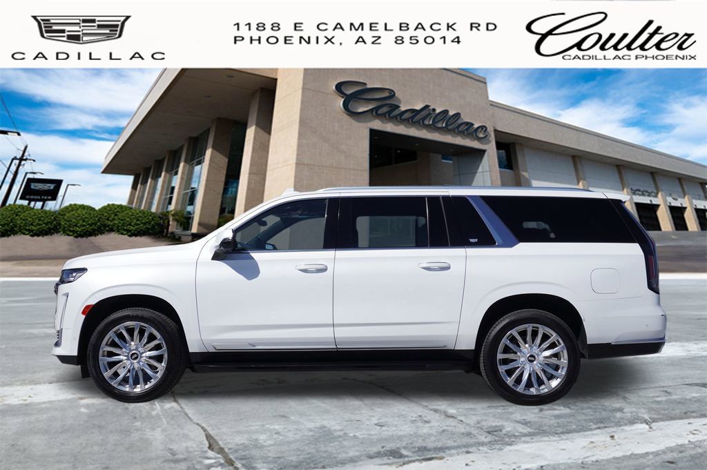 2023 Cadillac Escalade ESV Premium Luxury photo 2