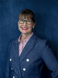 Staff member Dureen Olson from 8db0e7453d2d