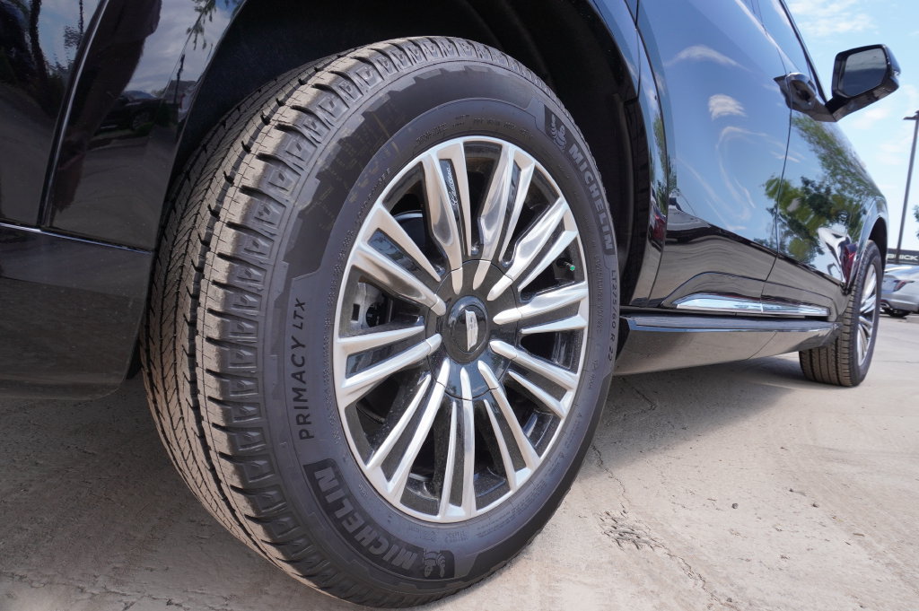2026 Cadillac Escalade IQL Luxury - Photo 6