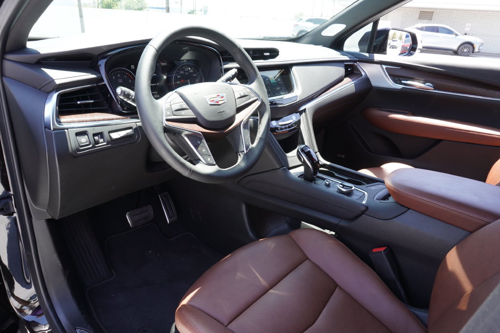 2025 Cadillac XT5 Sport - Photo 17