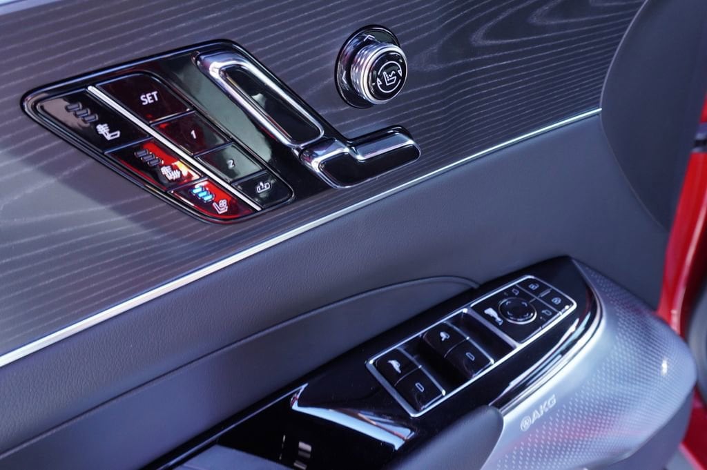 2025 Cadillac LYRIQ Luxury 2 - Photo 15