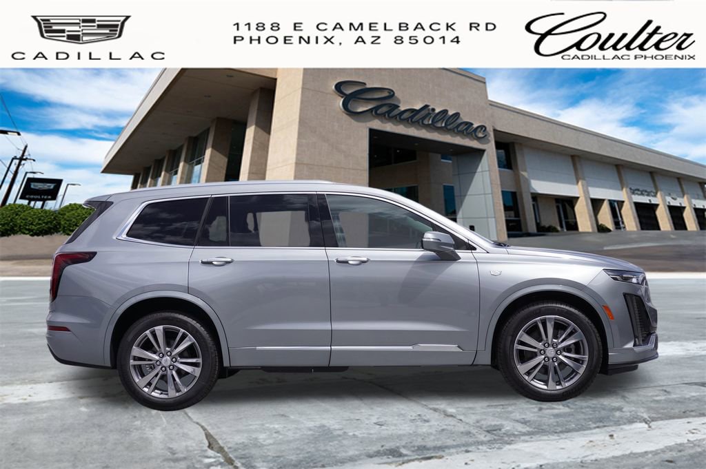 2025 Cadillac XT6 Premium Luxury photo 2