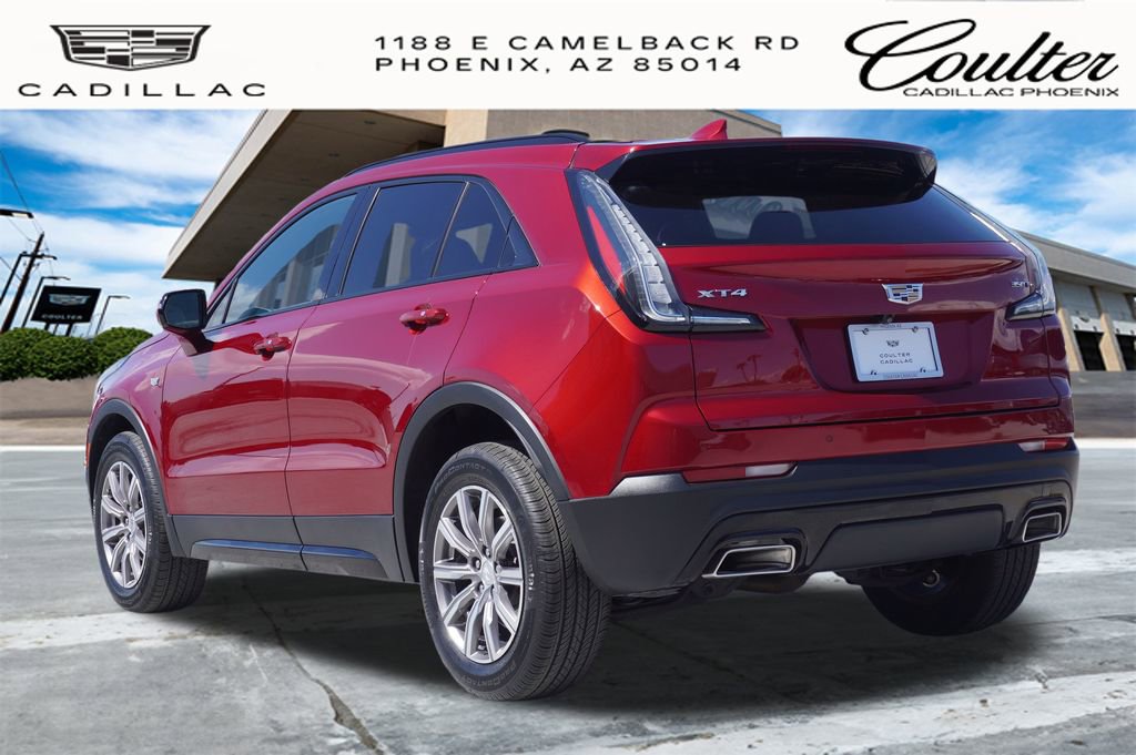 2021 Cadillac XT4 Sport photo 3