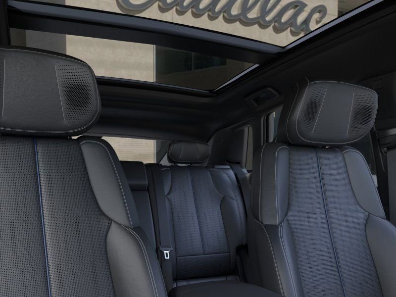 2025 Cadillac LYRIQ Luxury 2 - Photo 24