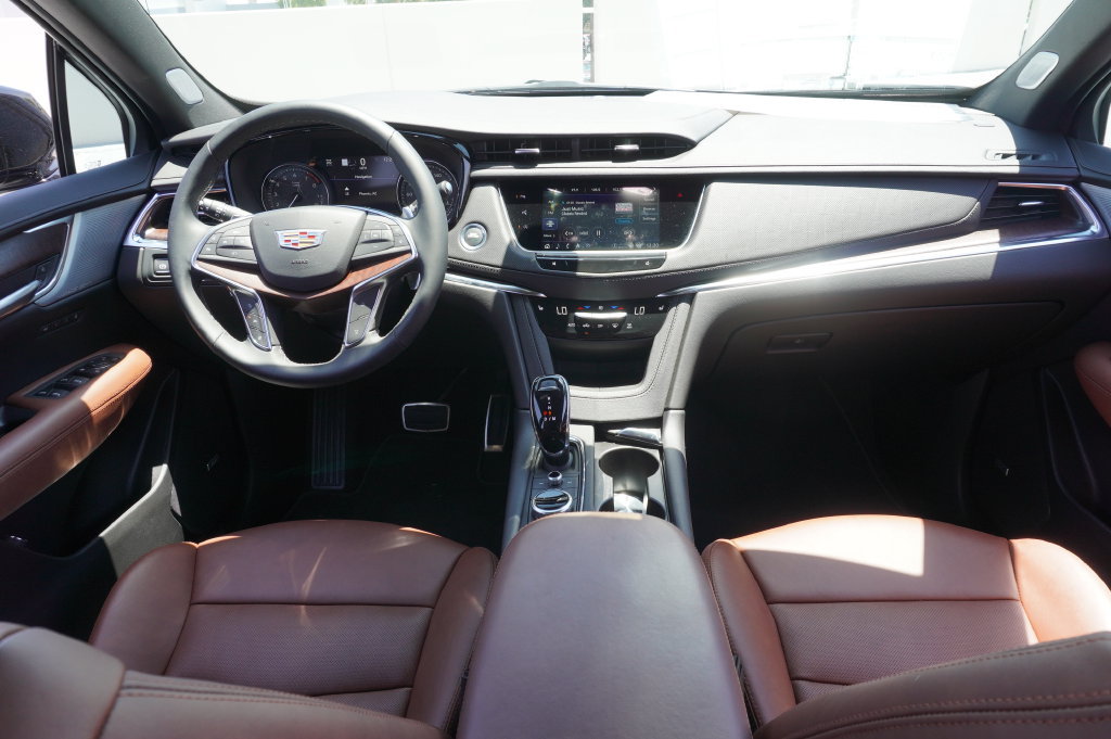 2025 Cadillac XT5 Sport - Photo 11